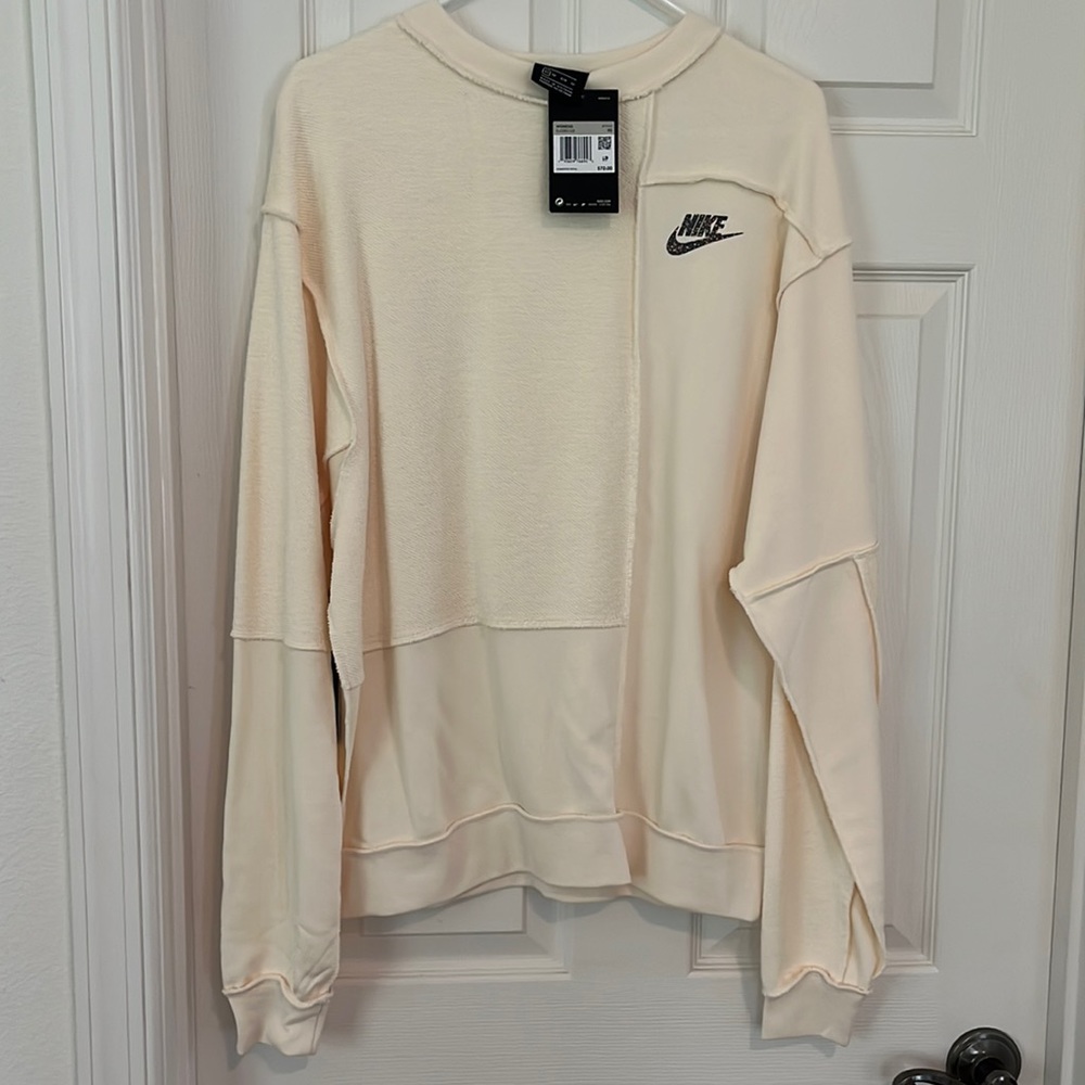 Oversized Nike sweatshirt